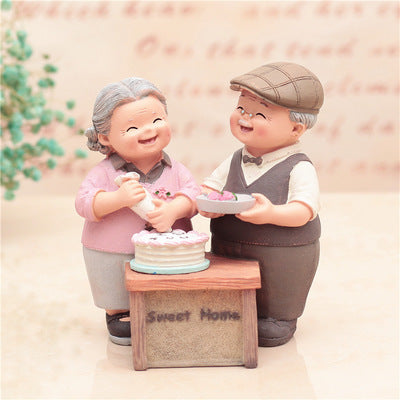 Enduring Love: Exquisite Small Statue Objects Decoration for Celebrating Elderly Romance