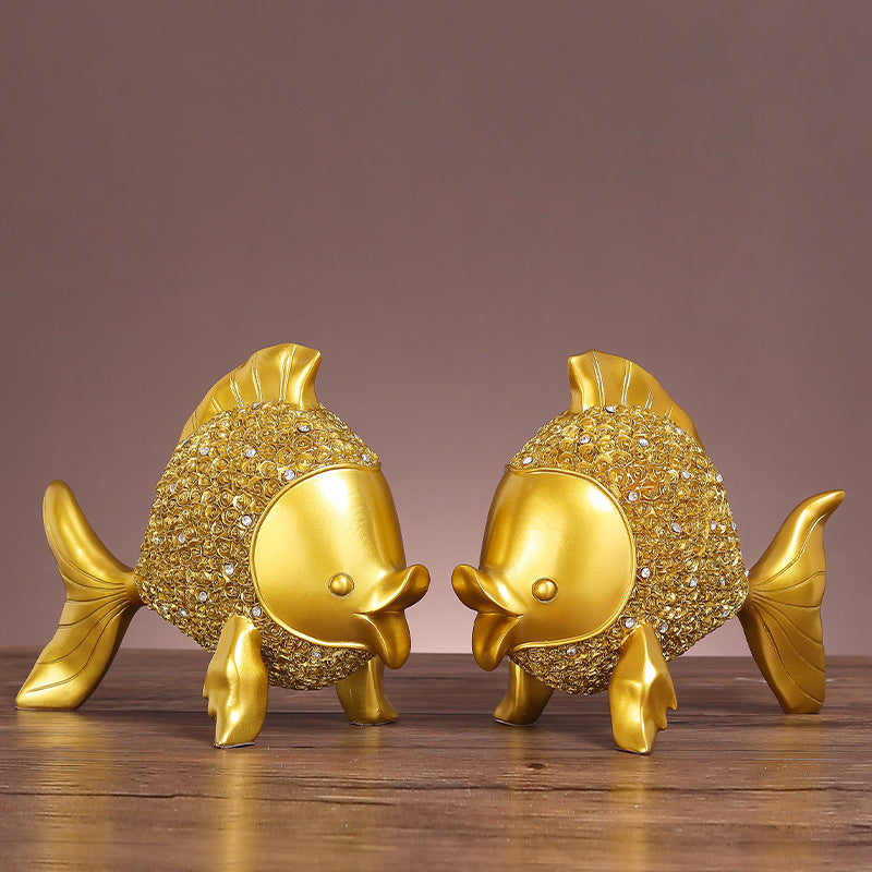 Exquisite Goldfish Resin Sculpture: A Symbol of Luxury for Discerning Home Decor Enthusiasts"