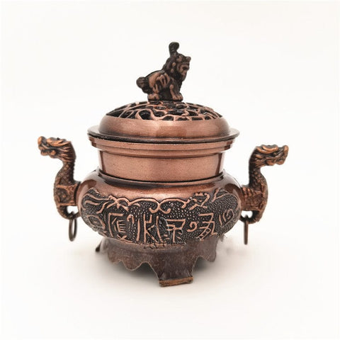 Exquisite Alloy Sandalwood Stove with Lid Timeless Elegance for Your Home