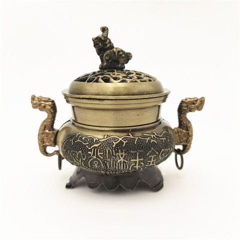 Exquisite Alloy Sandalwood Stove with Lid Timeless Elegance for Your Home